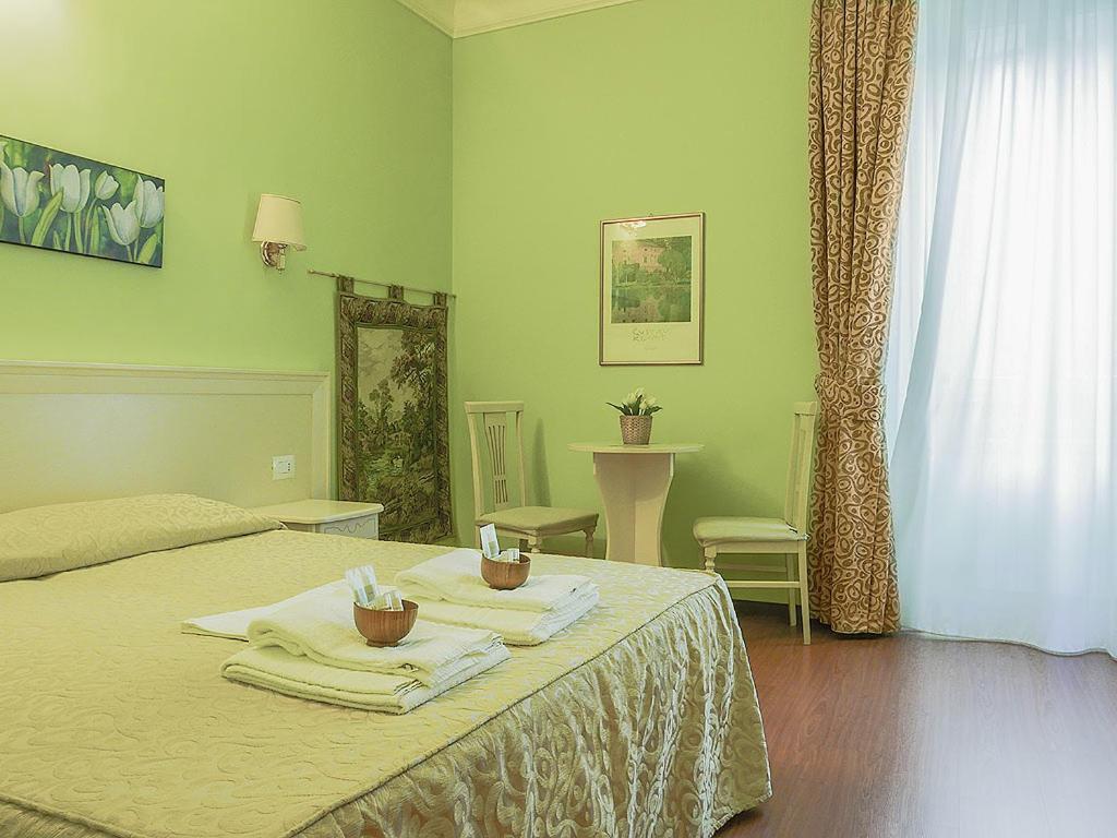 Adriana E Felice 3* Rome